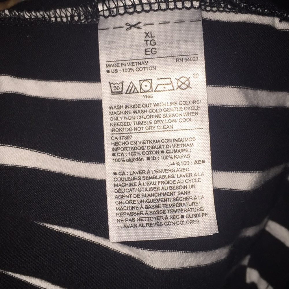 Old Navy black and white peplum top size XL - Picture 5 of 7